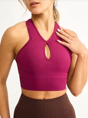 ✨NWT✨ Buff Bunny Sphynx Seamless Sports Bra - Empire Rose L